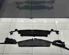 Chevrolet Equinox radiator ekranı