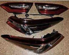 Toyota Camry arxa işıqları