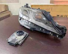 Toyota Camry sağ farası