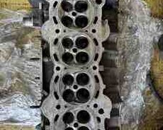 Toyota Prado 2.7 mühərrik başlığı