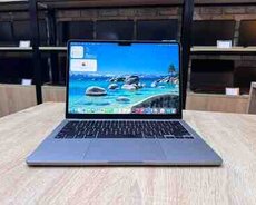 Apple MacBook Air 13 M2
