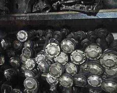 Mercedes oynaqlı birləşməsi