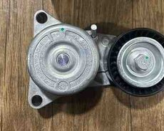 Mercedes M278, W221, W222, W463, W166 kəmər tarımlayıcı roliki