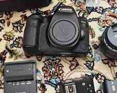 Fotoaparat Canon EOS 6D Mark II, linza 50mm 1,4