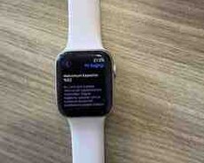 Apple Watch Series 6 Aluminum Gold 44mm