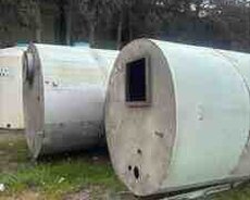 Paslanmayan su çəni