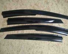 Toyota Prius 20 küləklikləri