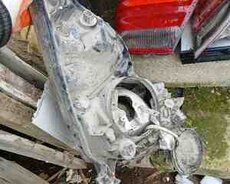 Toyota Prius 20 ön farası