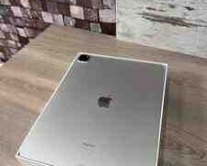 iPad Pro 12.9-inch M2