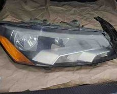 Volkswagen Passat B7 sağ tərəf farası