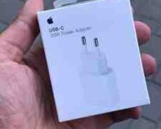 Apple iPhone 15 Pro adapter başlığı