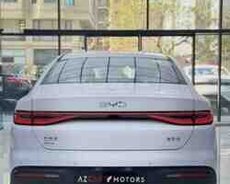 BYD Seal 05 stop farası