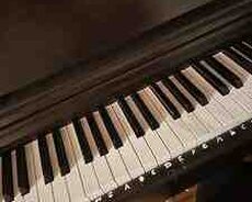 Piano Yamaha YDP 144