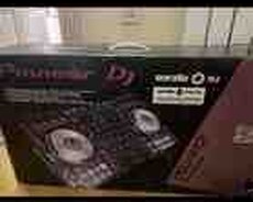Pioneer DJ DDJSX2 DJ Controller
