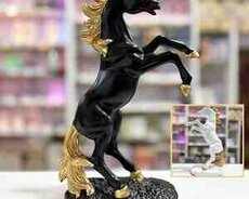 Hədiyyəlik suvenir at