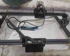 Yazı yazan lazer aparatı