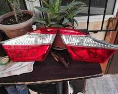 Toyota Camry 2012 arxa stop işıqları