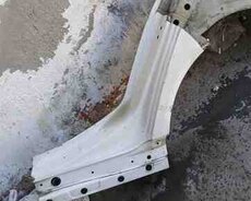 BMW 5 Series (F10) sol arxa qanad hissəsi