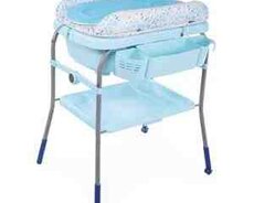 Uşaq bezi dəyişdirmə masası