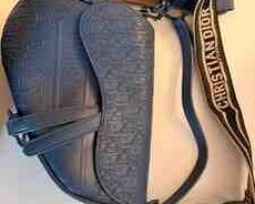 Christian dior çantası