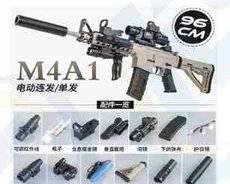 Oyuncaq silah M4A 153T117