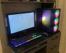 Masaüstü kompüter