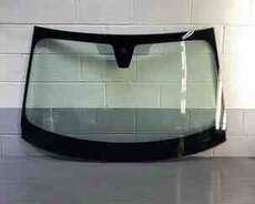 BMW X5 qabaq şüşəsi