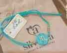 Qızıl təbii firuzə boyuynbağı