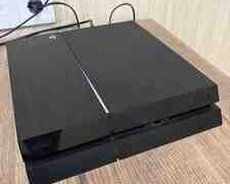PlayStation 4 500 GB