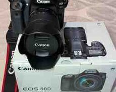 Canon 80D