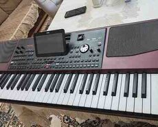 Sintezator Korg Pa 1000