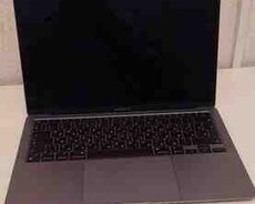 Apple Macbook M1
