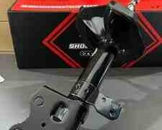 Toyota prius 20 gövdə ön amortizatoru