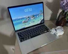 Apple MacBook Pro 512GB, 16GB Touchbar