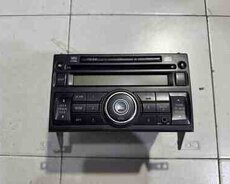 Nissan Tiida maqnitafonu