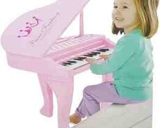 Uşaqlar üçün qrand piano