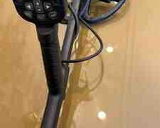 Detektor