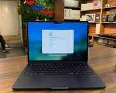 MacBook Air 13-inch 256GB M4