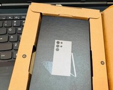 Samsung galaxy s24 ultra satlir 512yadas yendir