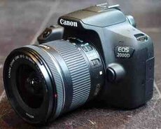 Fotoaparat Canon 2000D