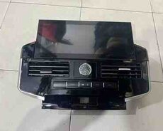 Toyota Land Cruiser LC200 android monitoru