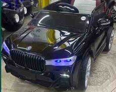 Uşaq avtomobili BMW X8
