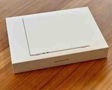 Apple Macbook Air 15-inch M3 8512GB