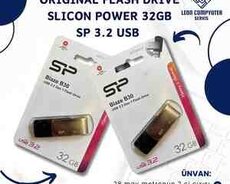 Silicon Power 32GB USB 3.2 Flash Drive