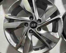 Hyundai Elantra diskləri R17