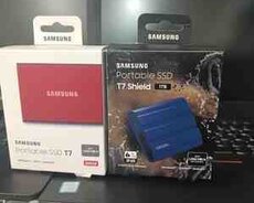 Samsung T7 SHİELD 1 TB